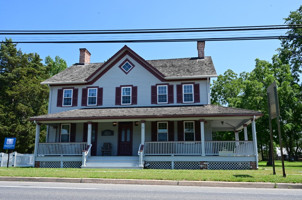 White Horse Inn in Chatsworth,&nbsp;NJ